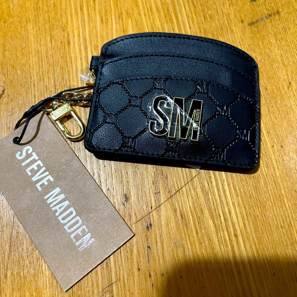 - NWT!! STEVE MADDEN SLIM CARD HOLDER! (BLACK)